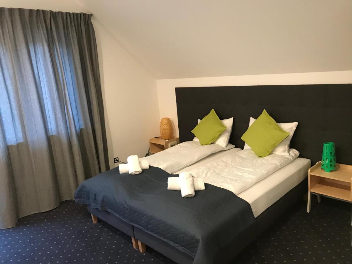 Apartamenty Pod Zamkiem W Janowcu Janowiec Exterior foto